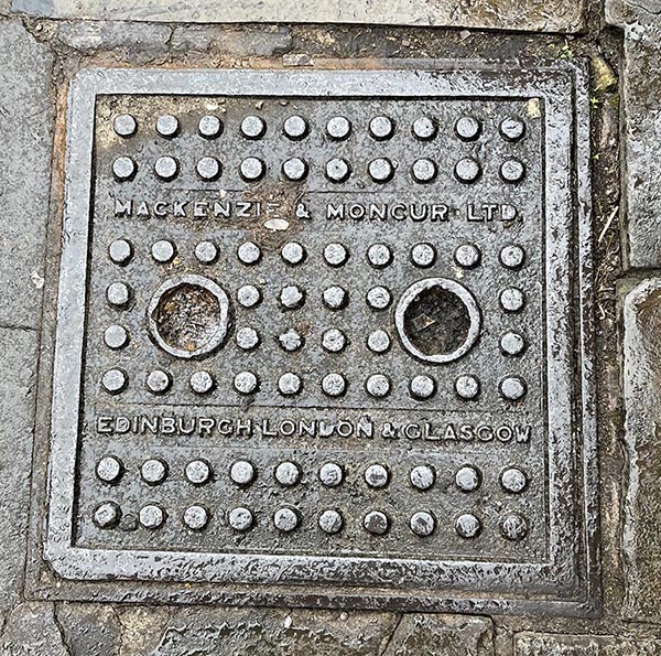 manhole cover 2