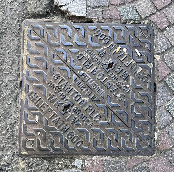 manhole cover 4